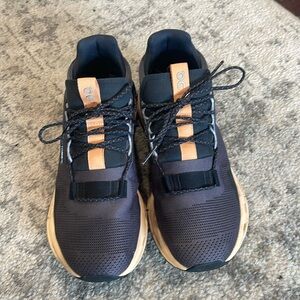 On cloud cloud nova sneakers